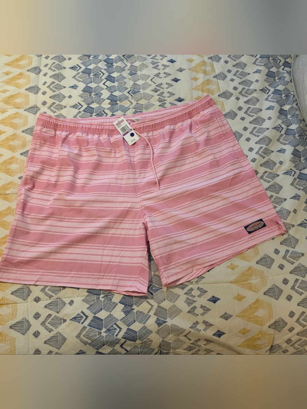 Vineyard Vines XXL NWT Swim Trunks Men's Island Stripe Chappy Pink Cloud